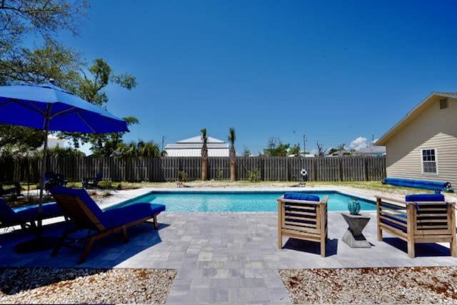 Southern Mermaid Cottage- Pet Friendly Fenced Port St. Joe Exterior photo